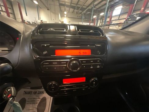 Used 2015 Mitsubishi Mirage DE image 17