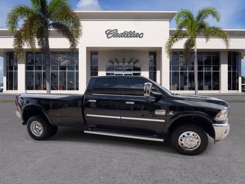 Used 2017 RAM 3500 Laramie Longhorn AWD/4WD image 17