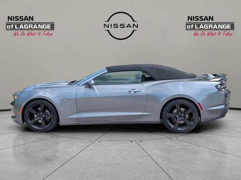 Used 2019 Chevrolet Camaro LT w/ RS Package RWD image 9