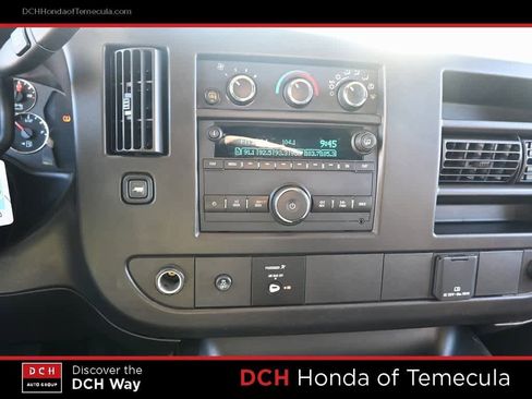 Used 2024 GMC Savana 2500 w/ Driver Convenience Package image 12