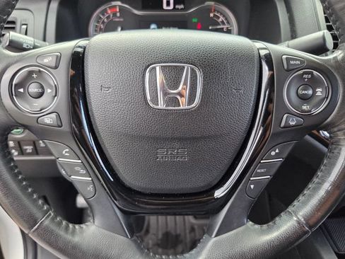 Used 2017 Honda Ridgeline RTL-E image 31