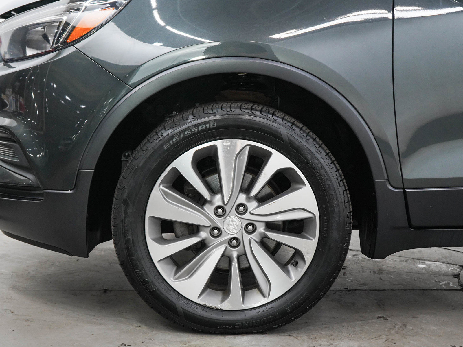 Used 2018 Buick Encore Preferred AWD/4WD image 29