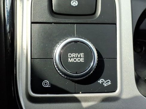 Certified 2023 Ford Explorer ST-Line AWD/4WD image 21