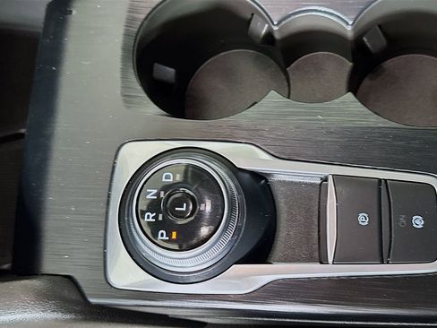 Used 2025 Ford Escape Platinum image 17