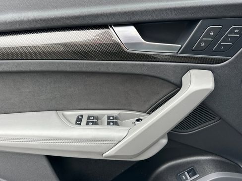 Used 2023 Audi SQ5 Premium Plus w/ Premium Plus Package image 10