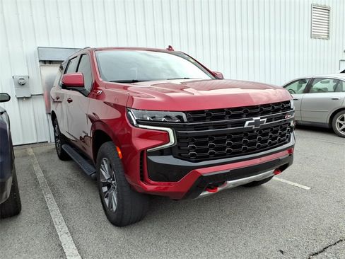 Used 2023 Chevrolet Tahoe Z71 w/ Luxury Package image 4