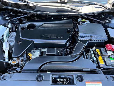 Used 2018 Nissan Altima 2.5 S FWD image 31