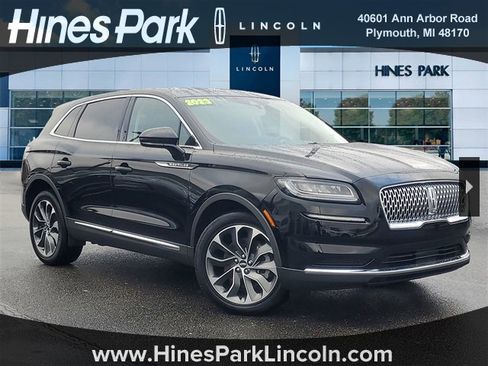 Certified 2023 Lincoln Nautilus Reserve image 1