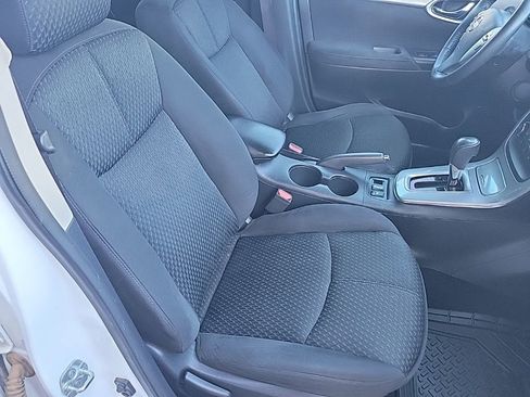 Used 2015 Nissan Sentra SR FWD image 39