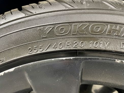 Used 2021 Tesla Model Y Long Range image 10