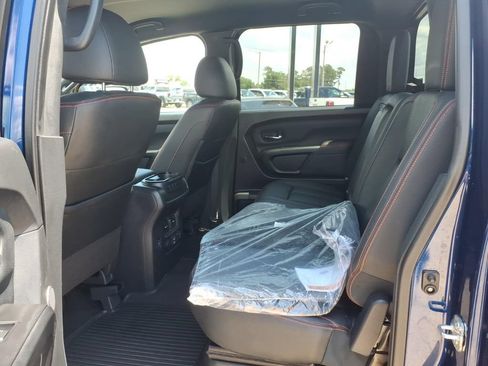Used 2023 Nissan Titan PRO-4X w/ Pro-4x Convenience Package AWD/4WD image 19
