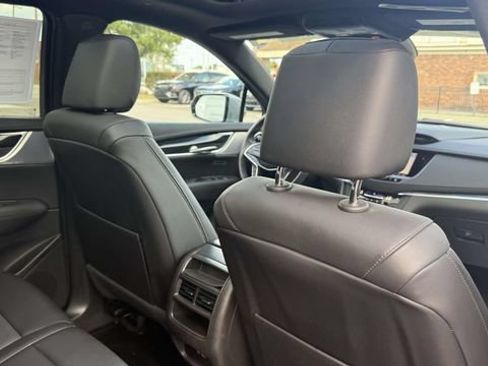 Certified 2024 Cadillac XT5 Premium Luxury FWD image 26