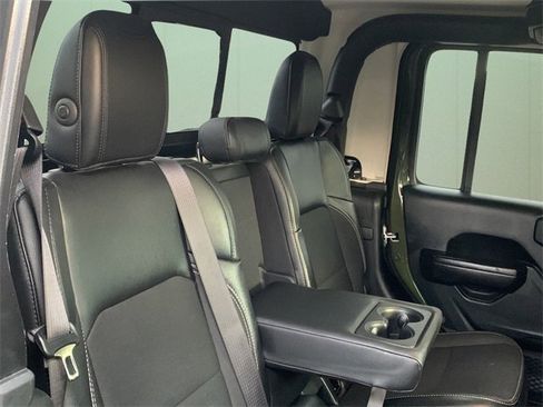 Certified 2021 Jeep Gladiator Sport image 41