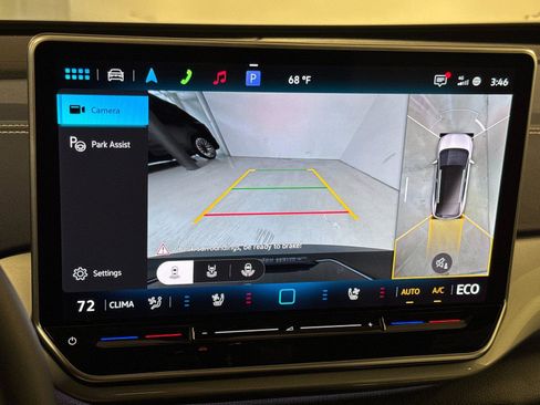 New 2026 Volkswagen ID.4 Pro S Plus AWD/4WD image 18