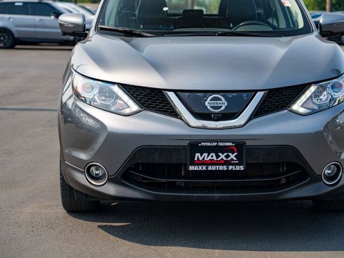 Used 2018 Nissan Rogue Sport SL w/ SL Premium Package AWD/4WD image 5