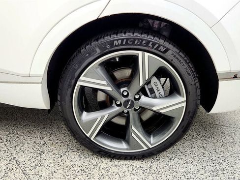 Used 2025 Genesis GV80 3.5T Prestige AWD/4WD image 9