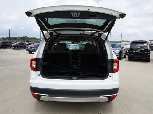 Used 2020 Honda Pilot Elite image 39