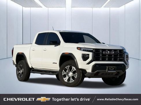 Certified 2025 GMC Canyon AT4 w/ LPO, Off Road Lift Package image 1