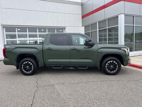 Used 2023 Toyota Tundra SR5 w/ TRD Off-Road Premium Package AWD/4WD image 15