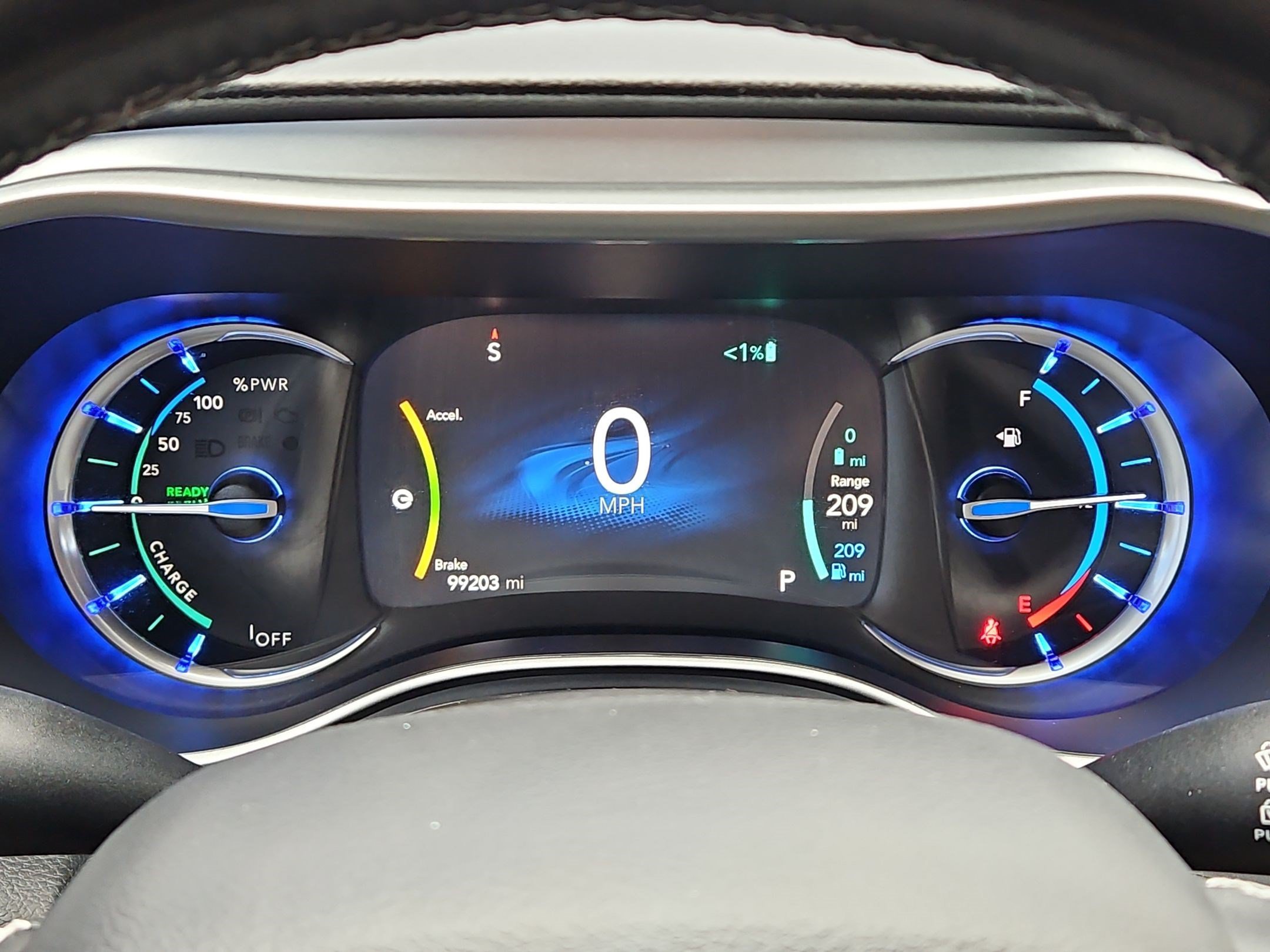 Used 2020 Chrysler Pacifica Touring-L FWD image 14
