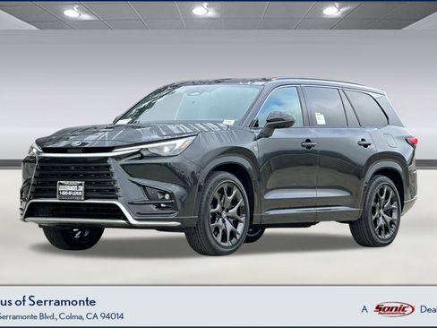 New 2026 Lexus TX 500h AWD image 1