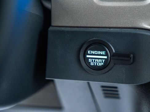 Certified 2025 Ford Bronco Outer Banks AWD/4WD image 30