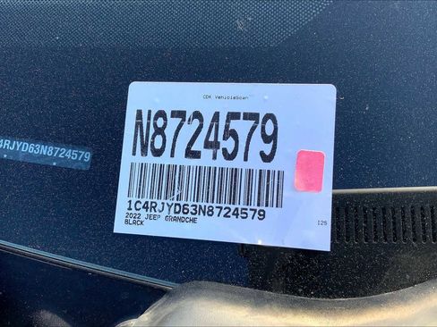 Used 2022 Jeep Grand Cherokee Overland image 59