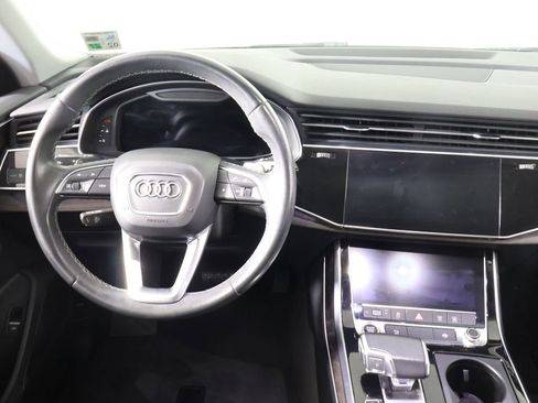 Used 2021 Audi Q8 Premium Plus image 8