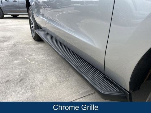 Certified 2021 Ford Expedition XLT image 11