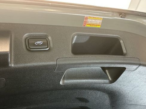 Used 2023 Hyundai Santa Fe SEL AWD/4WD image 7