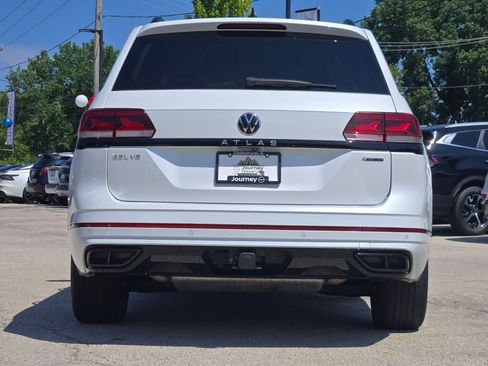 Used 2023 Volkswagen Atlas SEL R-Line AWD/4WD image 14