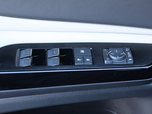 Used 2025 Lexus ES 350 w/ Premium Package image 14