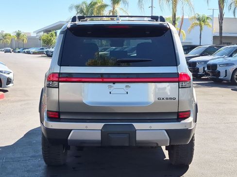 Used 2026 Lexus GX 550 AWD/4WD image 9