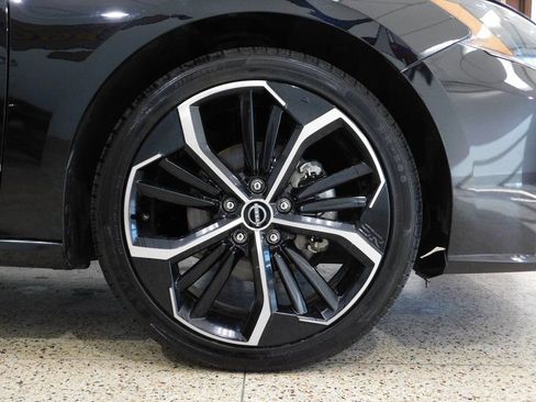 Used 2023 Nissan Altima 2.5 SR image 97