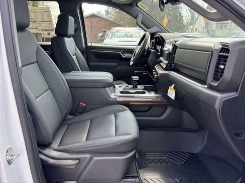 New 2026 Chevrolet Silverado 1500 LT Trail Boss w/ Convenience Package II AWD/4WD image 29