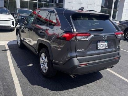 Used 2021 Toyota RAV4 XLE w/ XLE Grade Weather Package AWD/4WD image 2