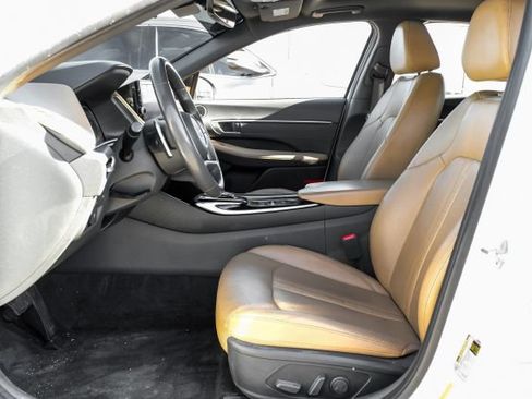 Used 2021 Hyundai Sonata Limited image 4