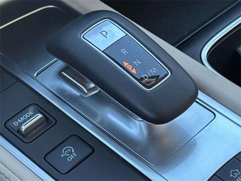 Certified 2025 INFINITI QX60 Luxe image 20