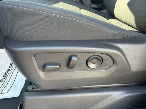 Certified 2025 GMC Sierra 1500 Elevation AWD/4WD image 16