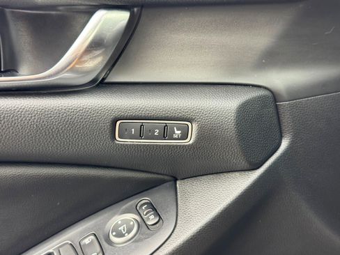 Used 2022 Honda Accord EX-L image 17
