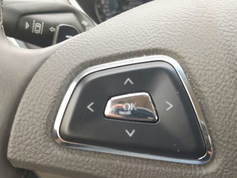 Used 2016 Lincoln MKX Reserve w/ Luxury Package FWD image 21