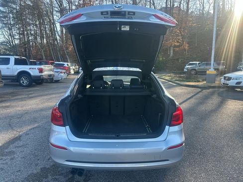 Used 2018 BMW 330i Gran Turismo xDrive 330i xDrive image 10