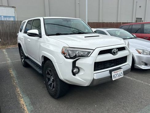 Used 2019 Toyota 4Runner TRD Off-Road Premium w/ Wilderness Package AWD/4WD image 2
