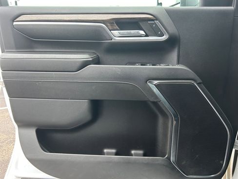 Used 2024 GMC Sierra 3500 SLE image 8