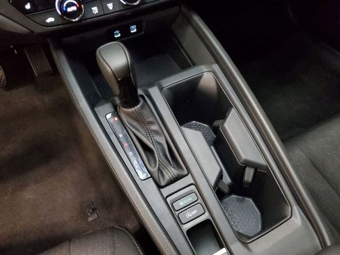 Certified 2025 Honda Accord SE image 9