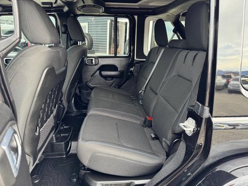 Used 2021 Jeep Wrangler Unlimited Rubicon 4xe w/ Steel Bumper Group image 41