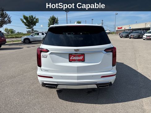 Used 2024 Cadillac XT6 Premium Luxury AWD/4WD image 5