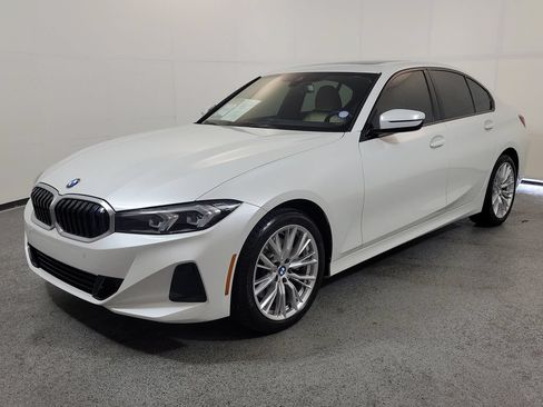 Used 2023 BMW 330i Sedan w/ Premium Package RWD image 3