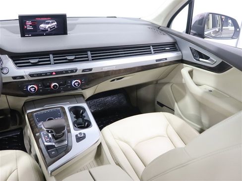 Used 2017 Audi Q7 2.0T Premium Plus image 20