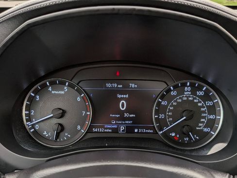 Used 2019 INFINITI QX50 Essential w/ Premium Heat Package AWD/4WD image 16